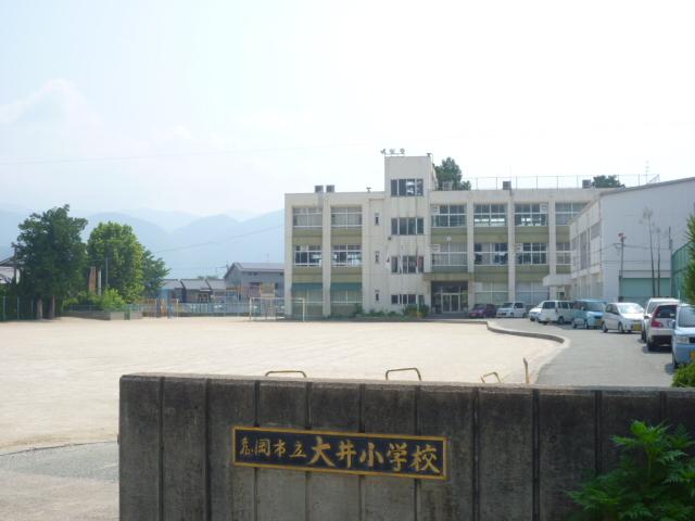 Primary school. Kameoka 1760m to stand Oi elementary school