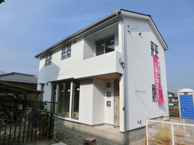 Other local. Natural materials housing! Solid flooring ・ Diatomaceous earth-painted house. You can preview any time. (A No. land)