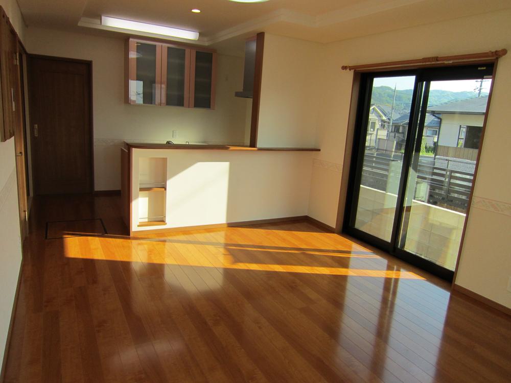 Living. Living yang This good. Even floor heating with a Pokkapoka. 