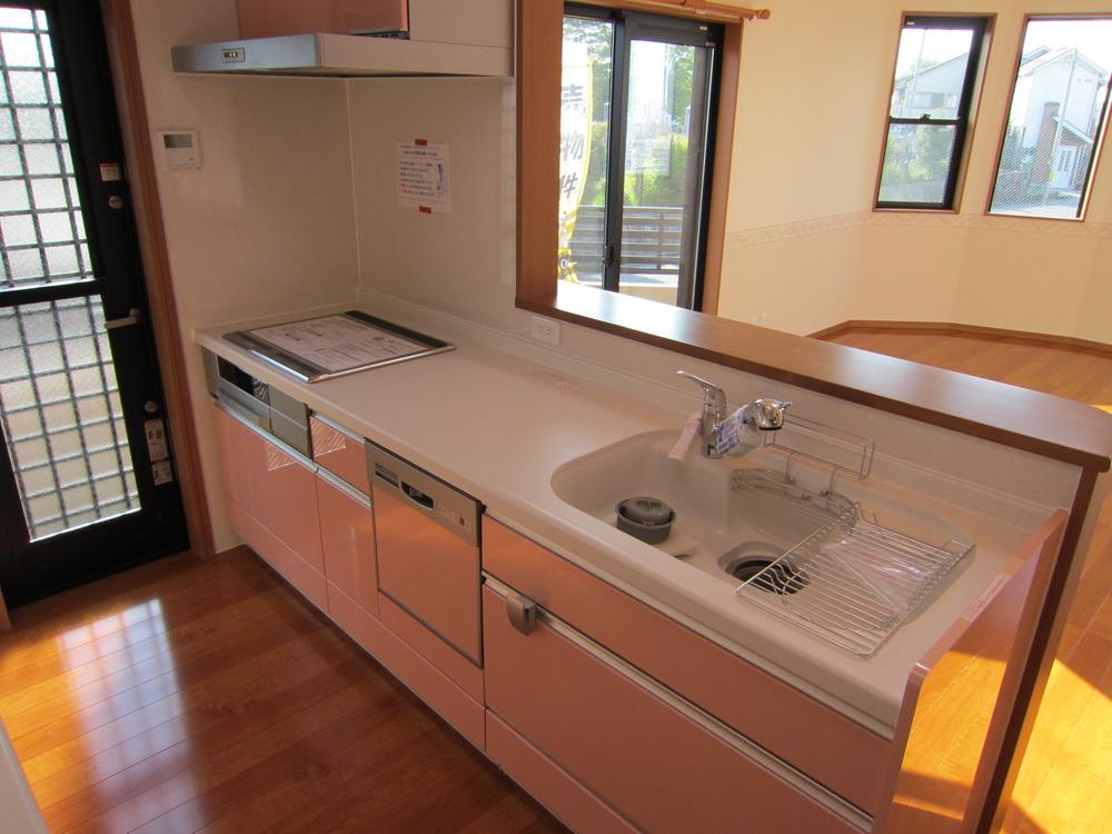 Kitchen. Hella cute, Pink kitchen. 