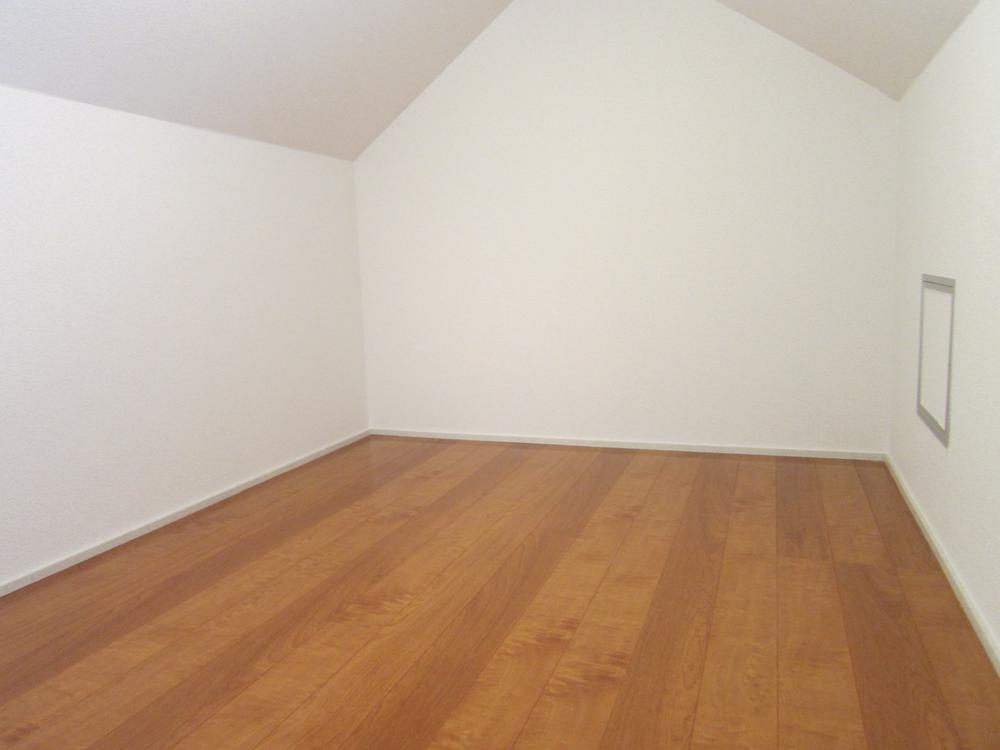 Receipt. 4.5 Pledge of large attic storage ☆ 