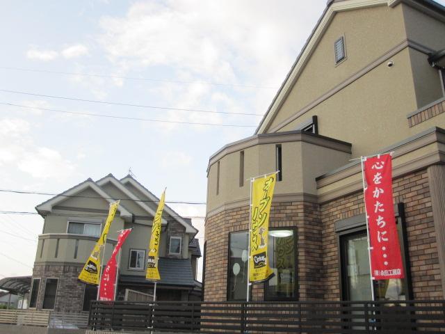 Local appearance photo. In front of No. 1 destination, Back is the No. 28 place. 