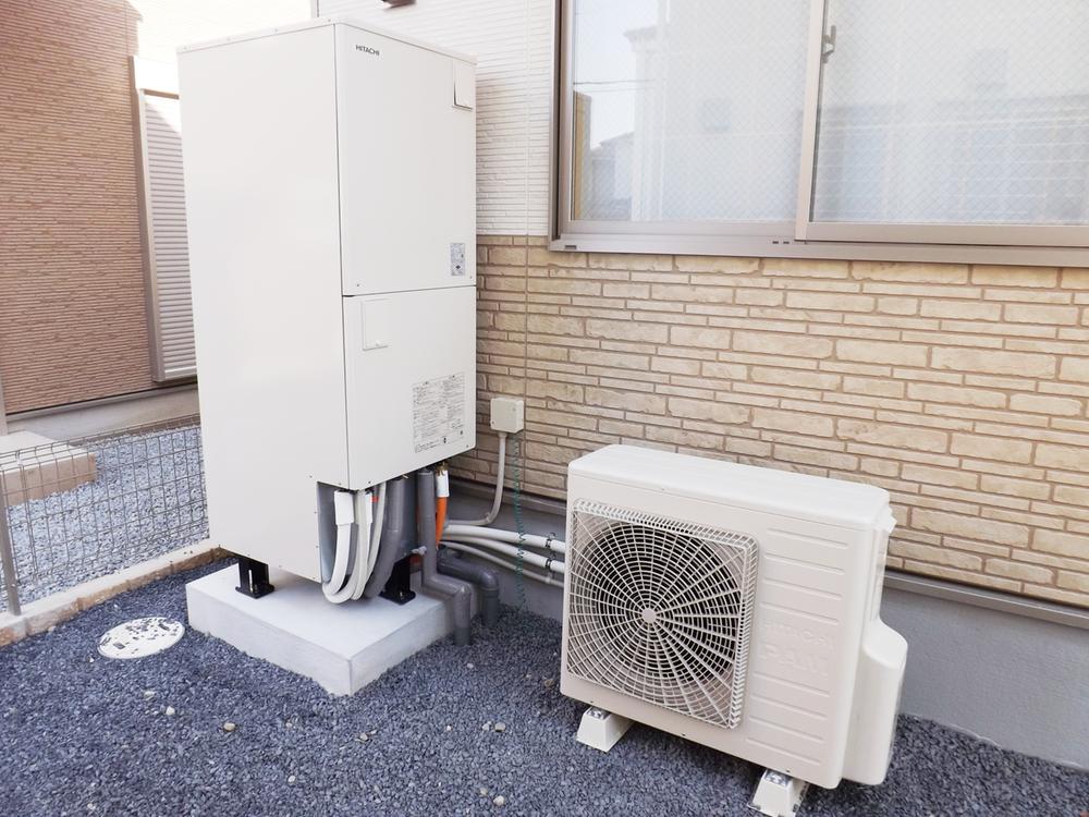 Power generation ・ Hot water equipment. Friendly even the electricity bill in the Eco Cute