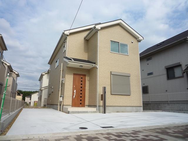 Local appearance photo. Local No. 2 destination complete photo Land 184.79 square meters Building 105.15 square meters