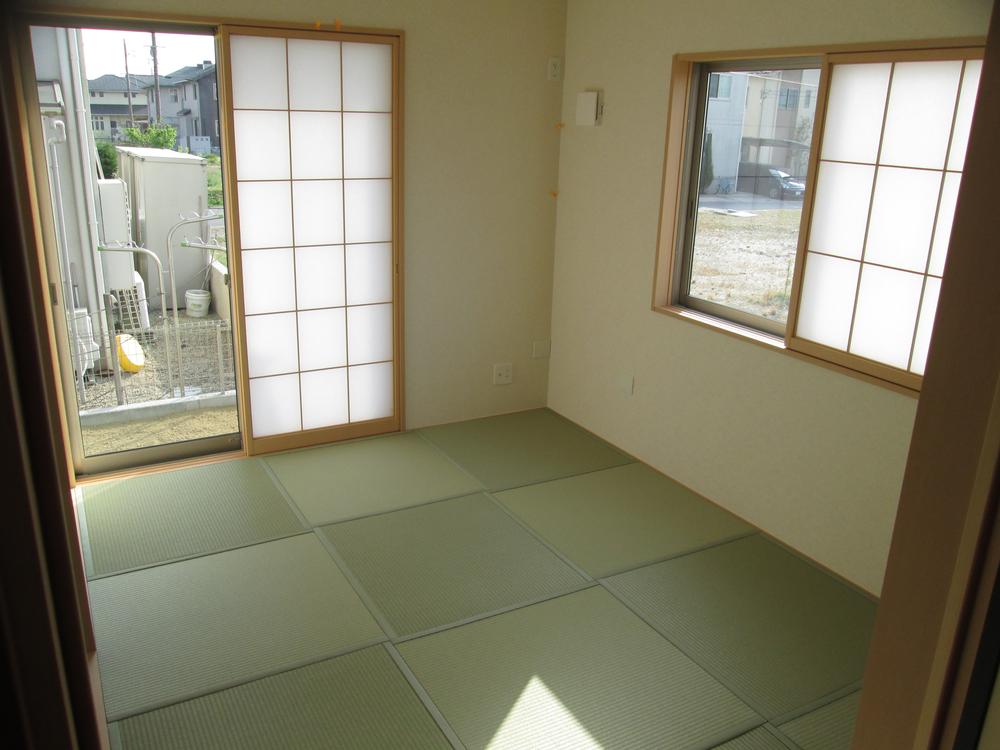 Other introspection. Japanese style room