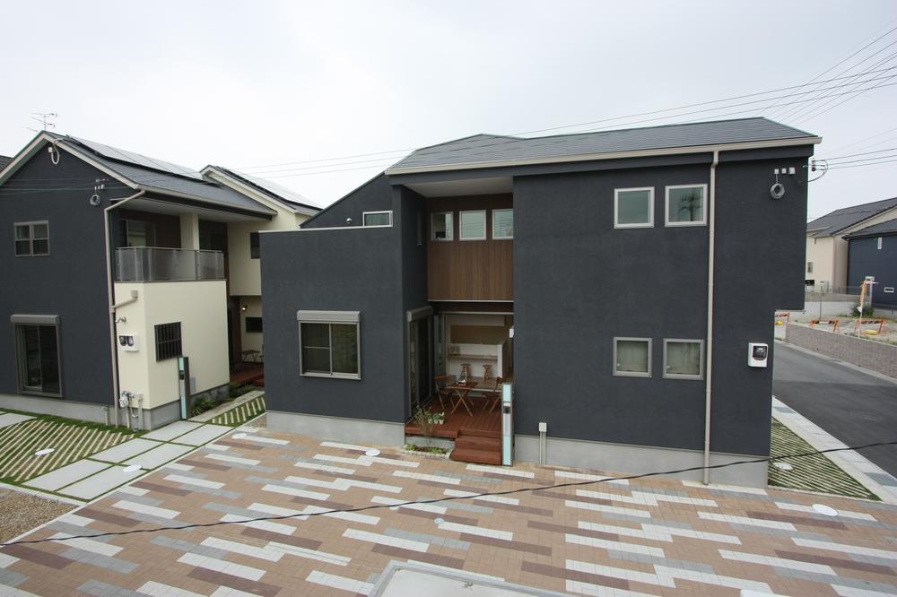 Local appearance photo. Model house of 2 House simultaneous public! 