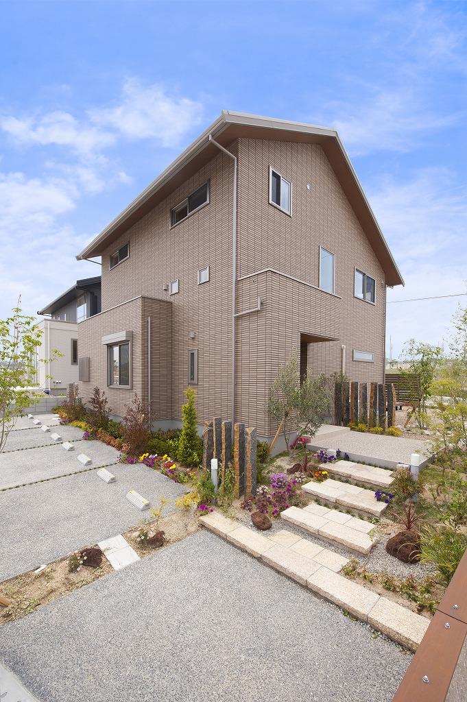 Model house photo. Shiroyamadai model house appearance (4-10 city block)