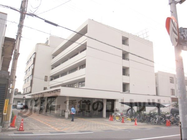 Hospital. Second Okamoto 3800m to the General Hospital (Hospital)