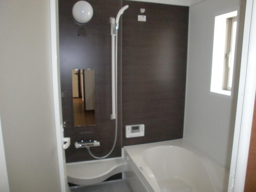 Bathroom. Breadth of 1 square meters of room, Bathroom with heating dryer