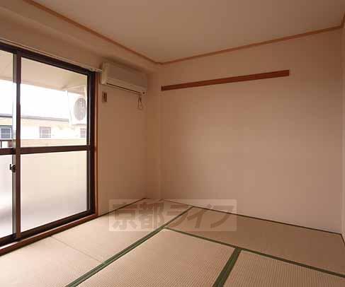 Living and room. Bright Japanese-style room.