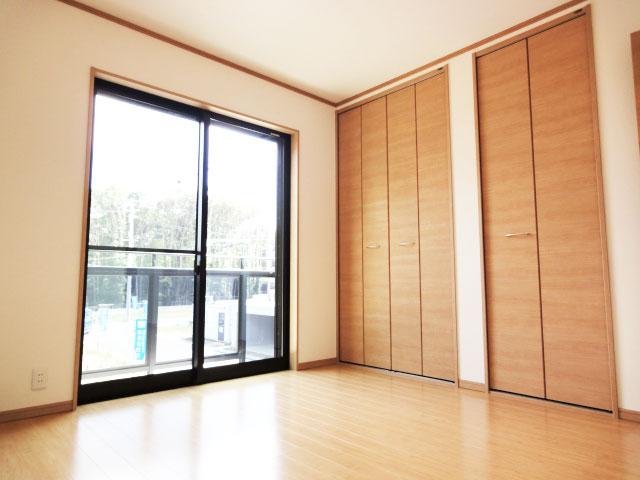Same specifications photos (Other introspection). Since the housing are substantial, You can also use the more widely the room! (The company example of construction photos)