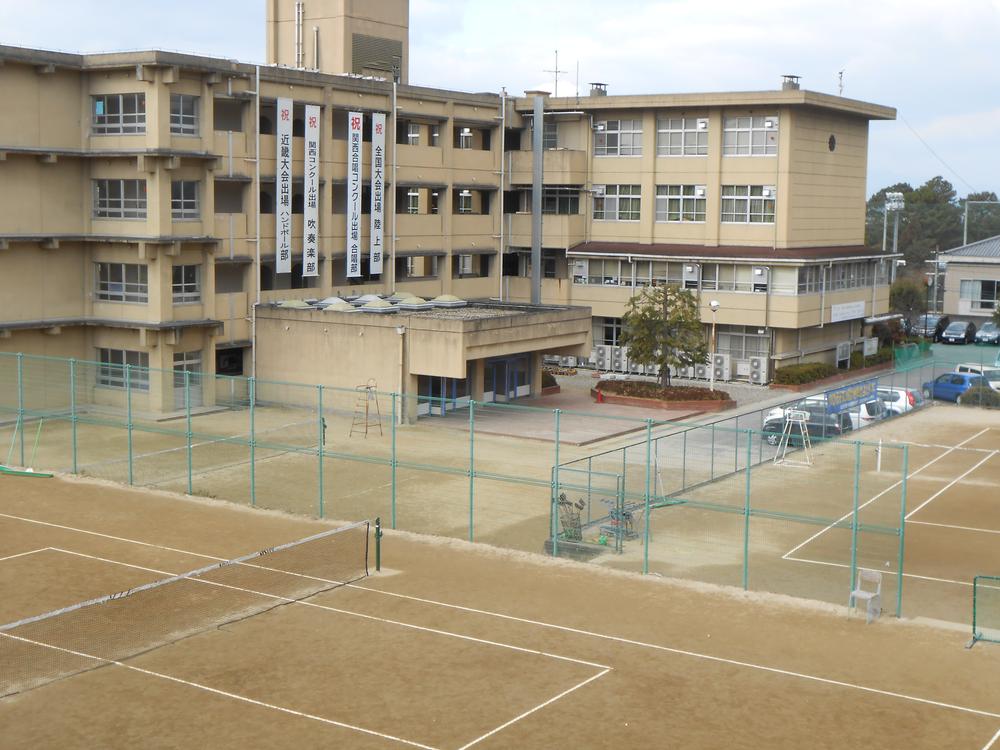Junior high school. Kyotanabe Municipal Osumi until junior high school 1774m