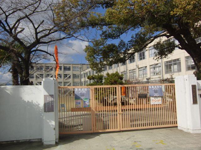 Primary school. 422m to Kyoto Municipal Fushimi Sumiyoshi elementary school
