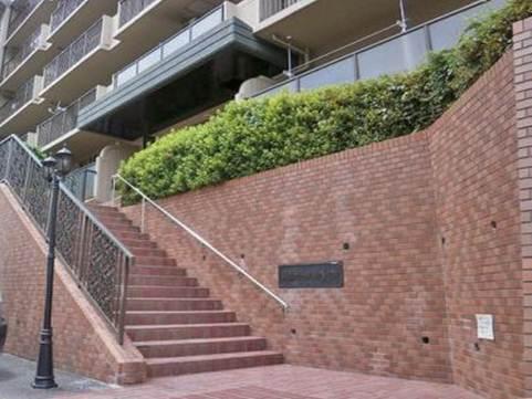 Local appearance photo. Local (12 May 2013) Shooting