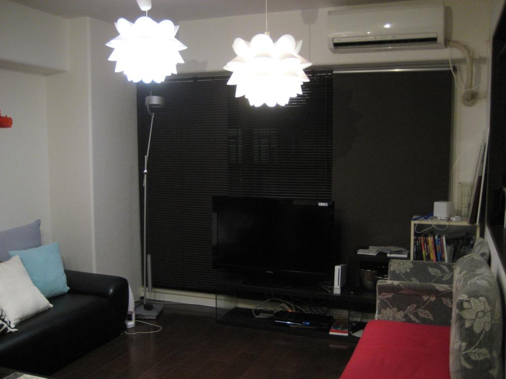 Living. Indoor (December 2013 shooting)