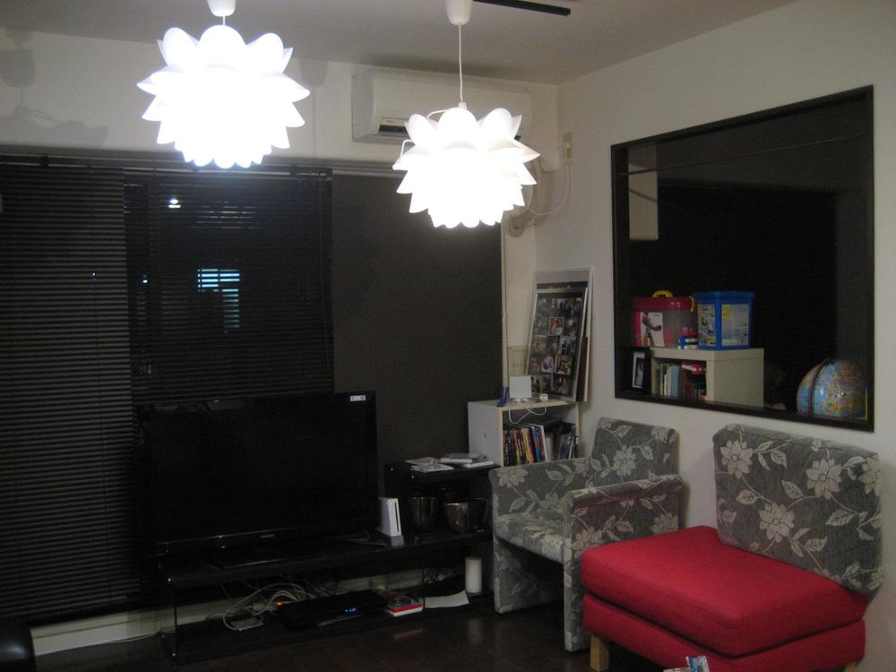 Living. Indoor (December 2013 shooting)