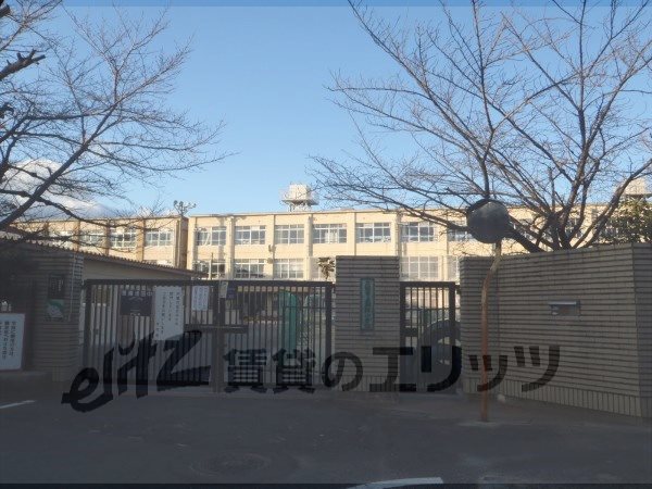 Primary school. Nassho up to elementary school (elementary school) 810m