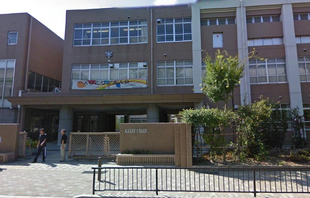 Junior high school. Fujimori 1639m until junior high school