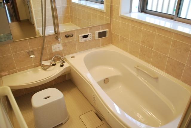 Same specifications photo (bathroom). Same specifications photo (bathroom) Bathroom heating dryer ・ It comes with a bathroom TV. 