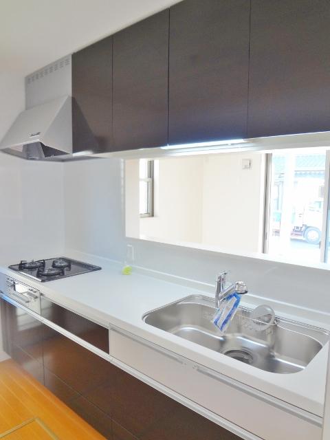 Same specifications photo (kitchen). Same type other properties kitchen