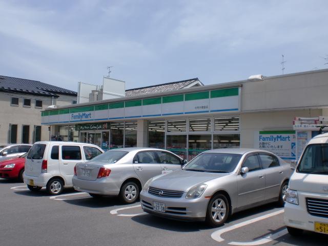 Convenience store. 646m to FamilyMart Fushimi Chushojima store (convenience store)
