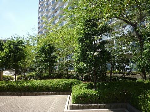 Local appearance photo. Local (04 May 2013) Shooting