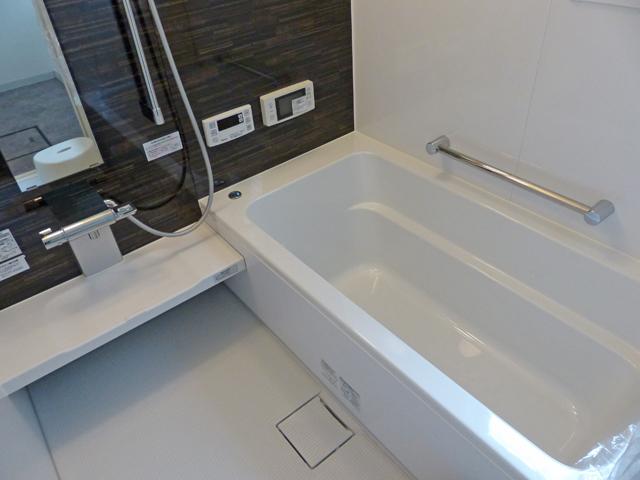 Same specifications photo (bathroom). Same specifications photo (bathroom) The breadth 1 tsubo, 1616 type Bathroom heating dryer, Bathroom with TV