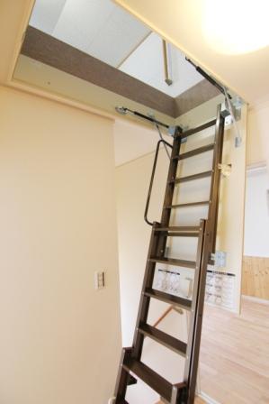 Non-living room. Our construction cases Ceiling storage