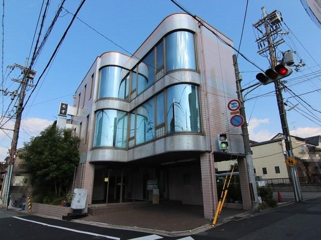 Local appearance photo. Fushimi-ku Momoyamamogami cho ◆ Steel 3-story tenant building ◆ Two parking-friendly car