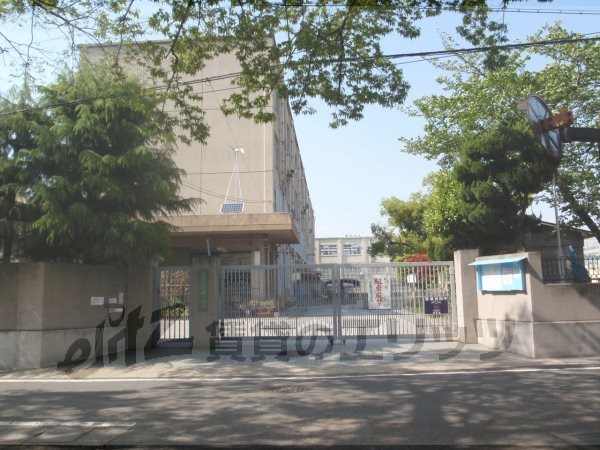 Primary school. Takeda to elementary school (elementary school) 1200m