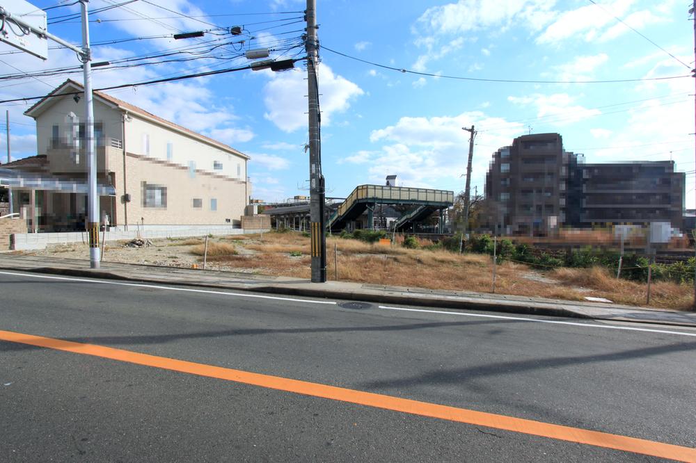Local photos, including front road.  ◆ Subdivision streets 16.57m contact road to 8m of the road.