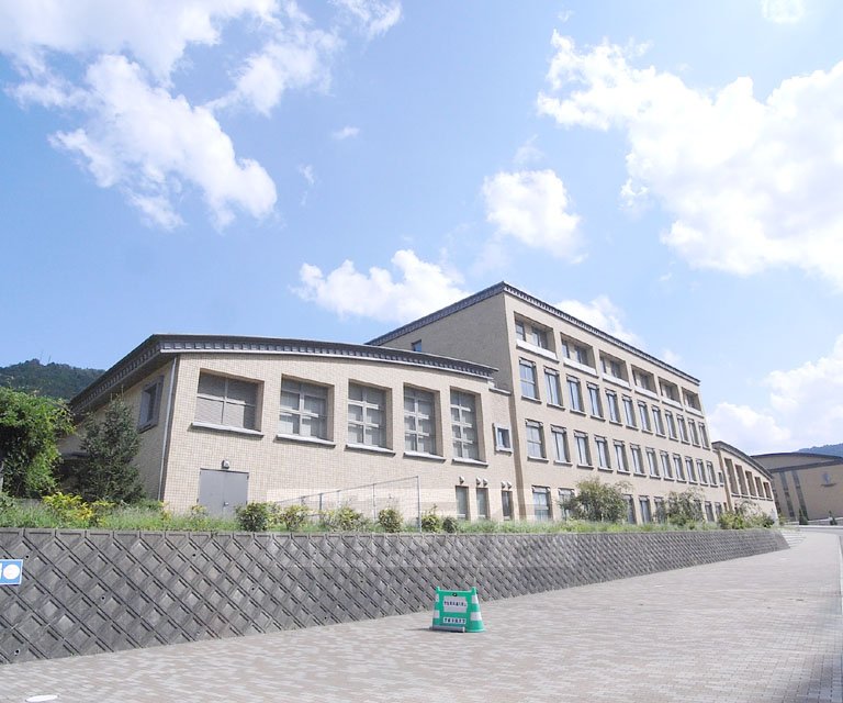 University ・ Junior college. Kyoto Gakuen University (University of ・ 511m up to junior college)