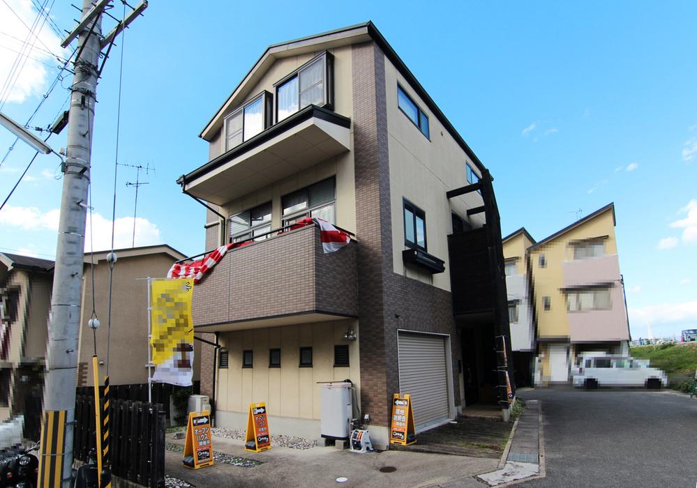Local appearance photo. Fushimi-ku Hazukashikamogawa cho ◆ Commitment Custom Built ・ Of steel frame house ◆ Second floor LDK skip floor