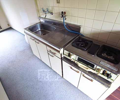 Kitchen. Two-burner gas stove can be installed! I was waiting for this kitchen!