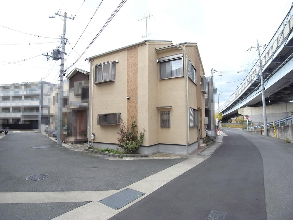 Local appearance photo. Fushimi-ku Hazukashikamogawa cho ◆ Heisei 18 years building 5LDK ◆ Facing 6m road