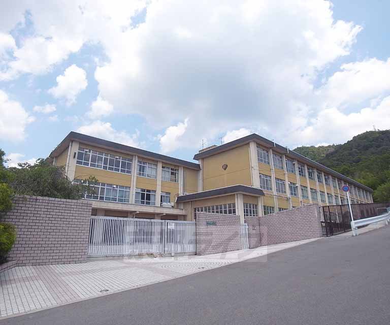 Junior high school. Kasugaoka 310m until junior high school (junior high school)