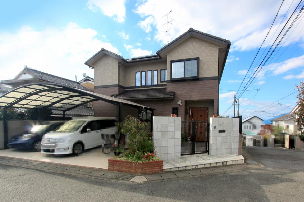 Local appearance photo.  ◆ Located in the mansion district quiet streets is followed ◆ 2008 Built ◆ 6LDK, Parking 3 cars are available