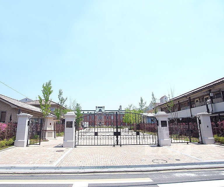 University ・ Junior college. Seibo Jogakuin Junior College (University of ・ 3271m up to junior college)