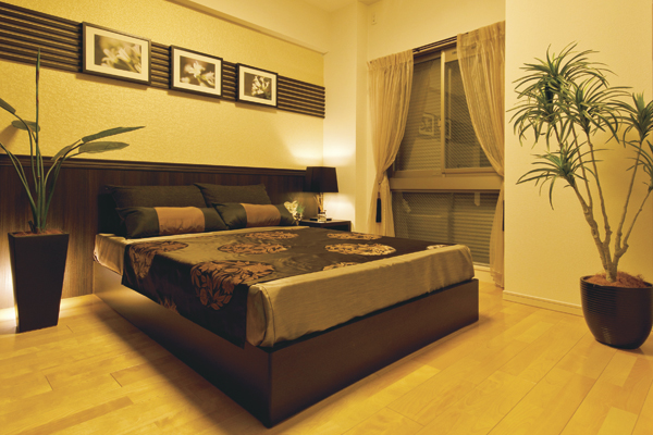Interior.  [bedroom] This bedroom calm atmosphere results in a comfortable sleep (I type model room)
