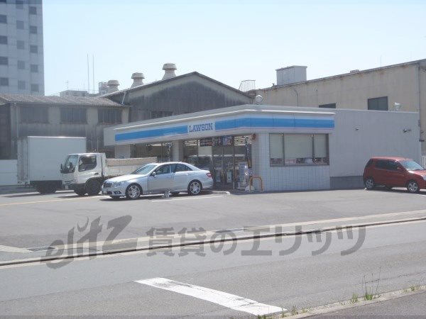 Convenience store. 100m until Lawson Fushimishin Horikawa store (convenience store)