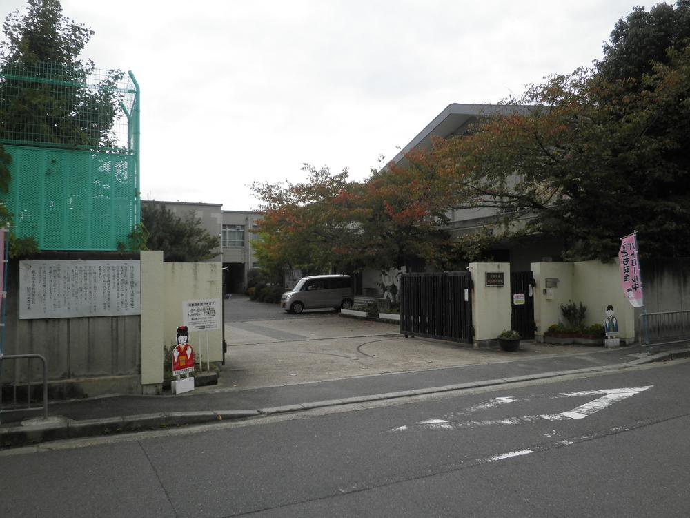 Primary school. 446m to Kyoto Municipal Momoyama Minami Elementary School