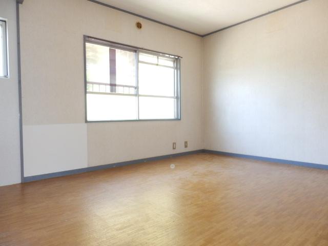 Living. Room (May 2013) Shooting