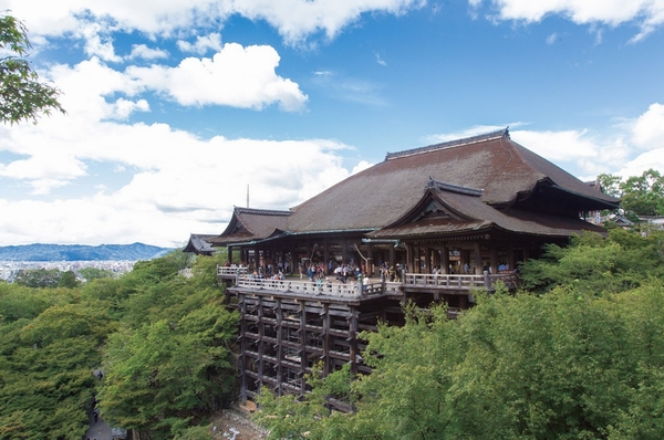 Kiyomizu Temple, known for "stage Shimizu" (walk 13 minutes ・ About 1010m)