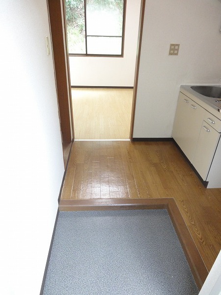 Entrance. Entrance ・ Kitchen space