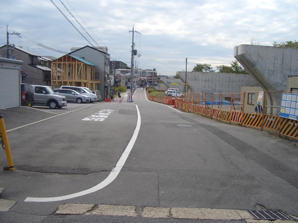 Other. And the west side has a wide road is not widened by eviction, Sidewalk 4m ・ It will be the roadway 6m.
