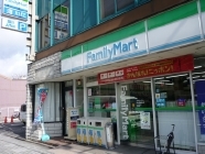 Convenience store. FamilyMart Tsukamoto Gion Higashiyama store up (convenience store) 112m