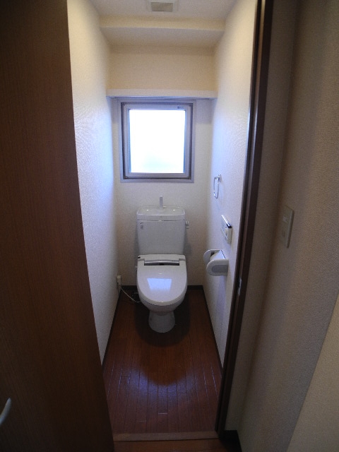 Toilet.  ※ The photograph is another floor plan