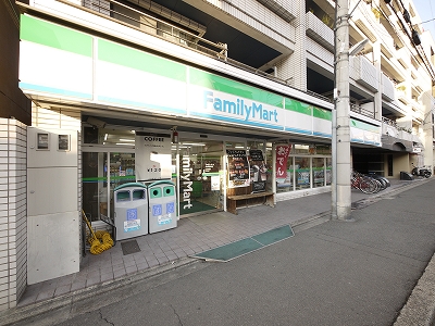 Convenience store. FamilyMart millionaire Kameya-cho store (convenience store) to 370m