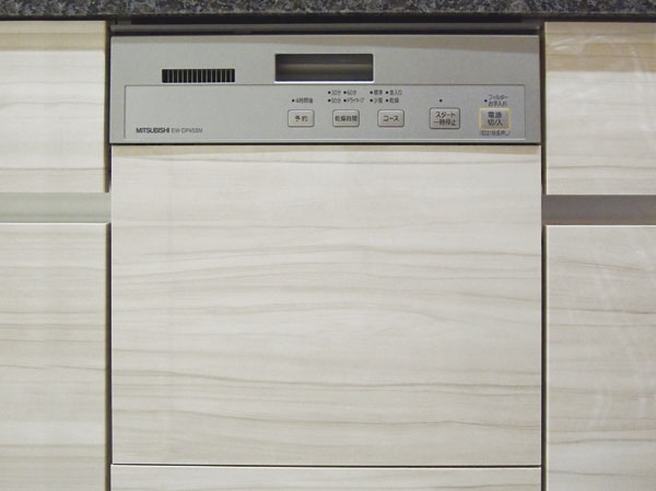 Kitchen.  [All automatic dishwasher] 5 servings of dishes quickly wash ・ Drying, Eradication also performs built-in dishwasher. Use weight of about 10L of water / One of the water-saving ・ Low-noise type has been adopted (same specifications)