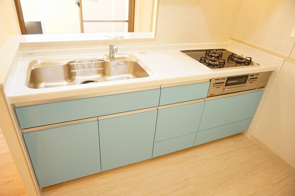 Kitchen. Same specifications Photos